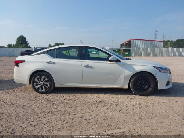 Nissan Altima S Fwd Image 12