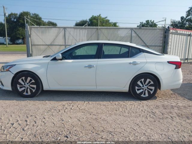 Nissan Altima S Fwd Image 14