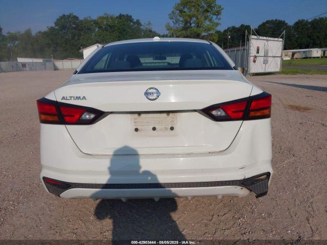 Nissan Altima S Fwd Image 3