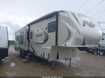  Salvage Recreation By Design 32ft 323 Bhs