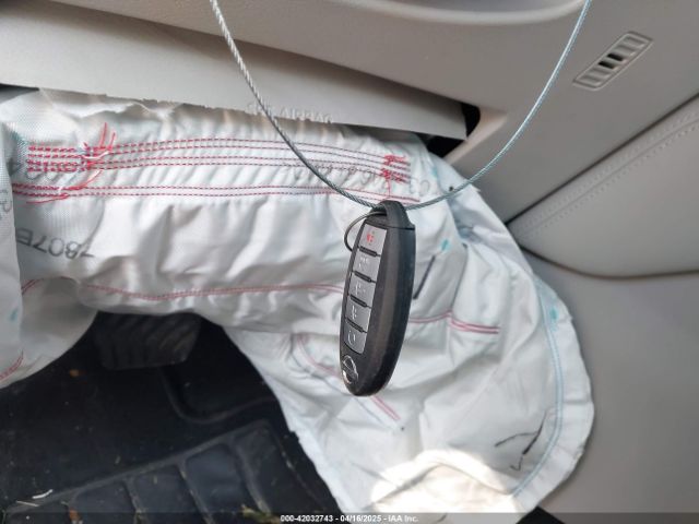 Nissan Altima Platinum Image 12