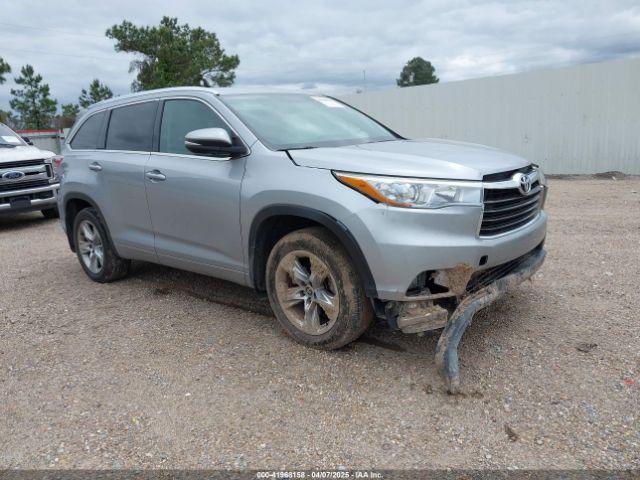  Salvage Toyota Highlander