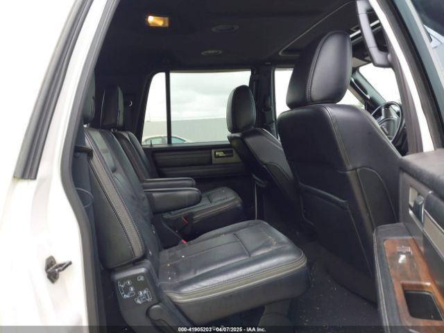 Ford Expedition Platinum Image 4