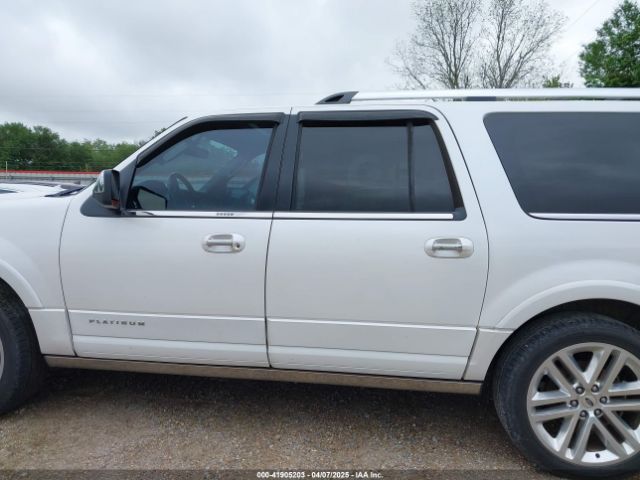 Ford Expedition Platinum Image 12