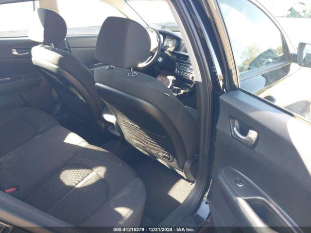 Kia Optima Lx Image 12