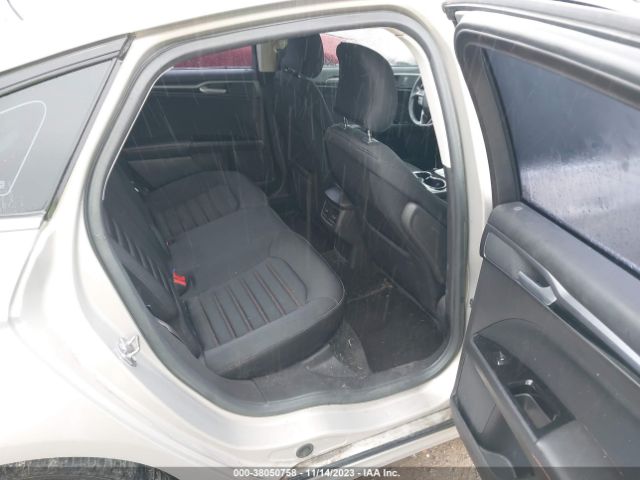 Ford Fusion Se Image 11