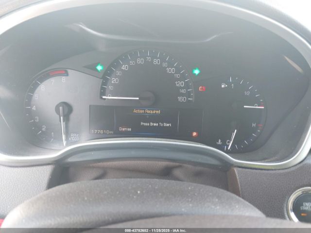 Cadillac SRX Luxury Collection Image 10