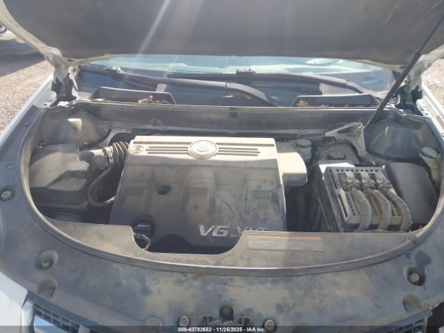 Cadillac SRX Luxury Collection Image 8