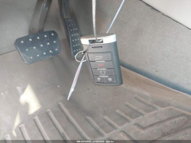 Cadillac SRX Luxury Collection Image 2