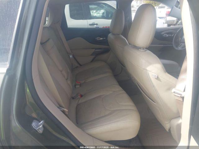 Jeep Cherokee Latitude Fwd Image 16