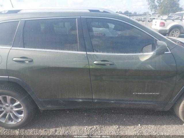 Jeep Cherokee Latitude Fwd Image 8