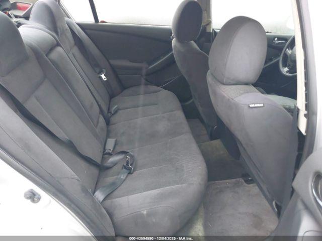 Nissan Altima 2.5 S Image 4