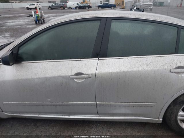 Nissan Altima 2.5 S Image 12