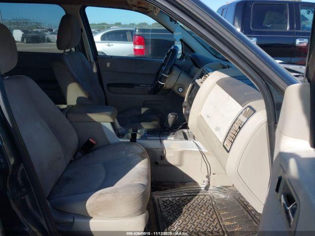 Mercury Mariner V6 Image 7