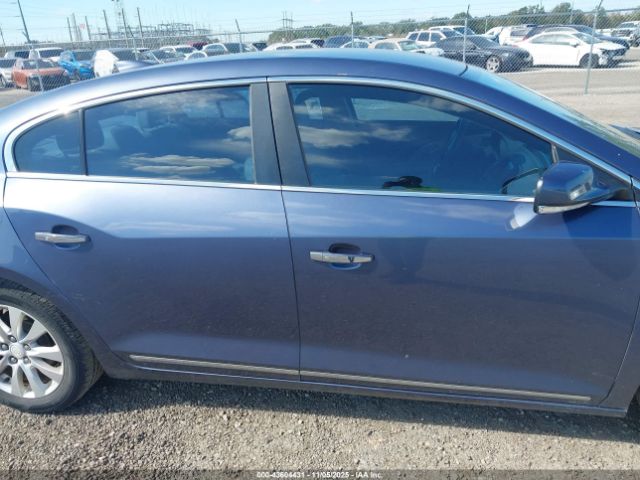 Buick LaCrosse Leather Image 13