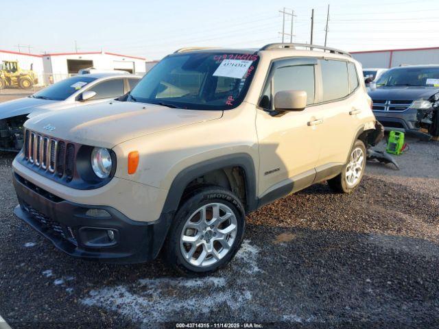 Jeep Renegade Latitude Image 4