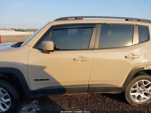 Jeep Renegade Latitude Image 15