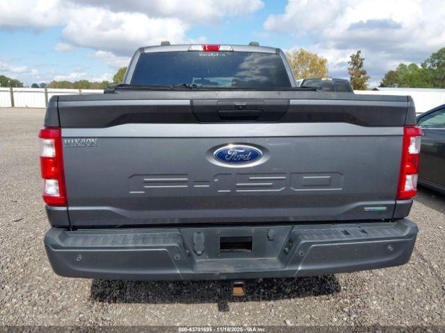 Ford F-150 Xl Image 4