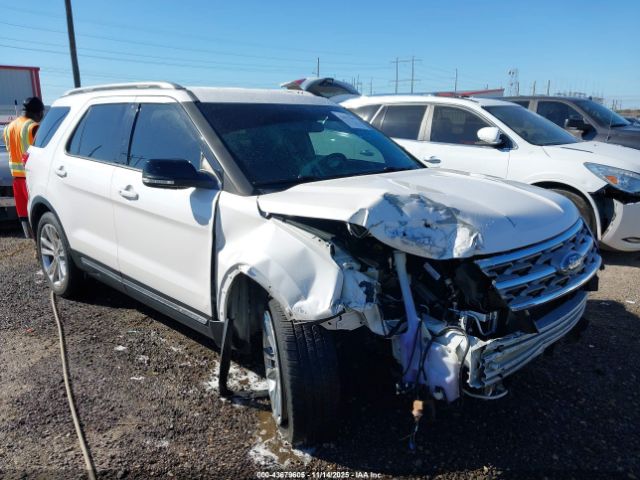 Ford Explorer Xlt Image 15