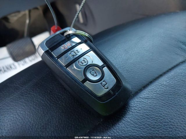 Ford Explorer Xlt Image 16