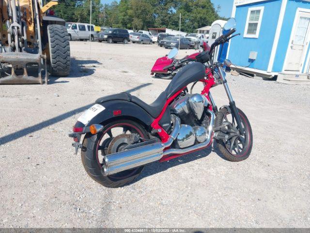 Honda Vt1300 Cx Image 3