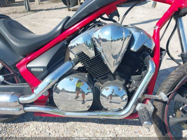 Honda Vt1300 Cx Image 8