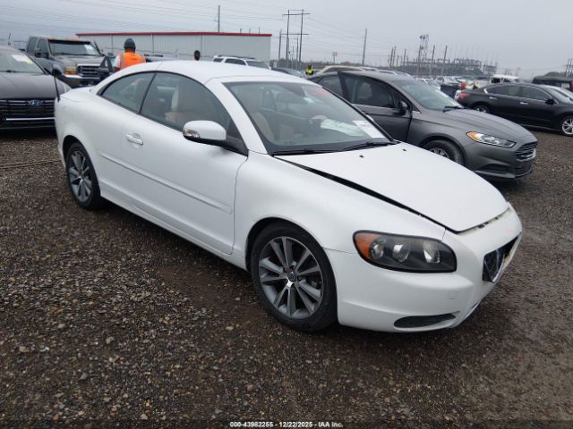 Volvo C70 T5 Image 1