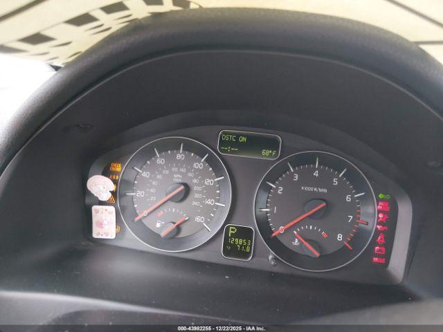 Volvo C70 T5 Image 3