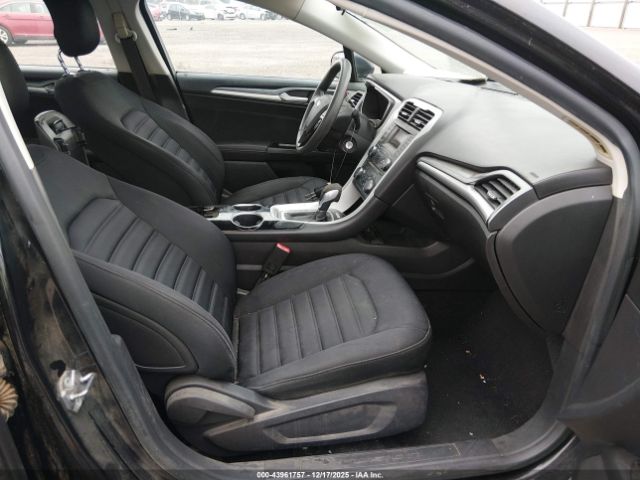 Ford Fusion Se Image 12