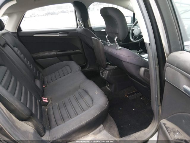 Ford Fusion Se Image 5