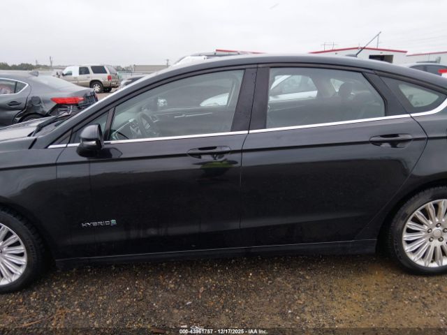 Ford Fusion Se Image 9