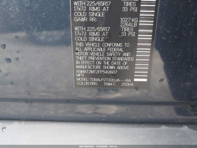 Nissan Rogue S Image 3