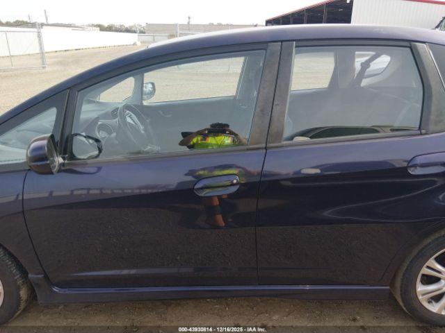 Honda Fit Sport Image 7