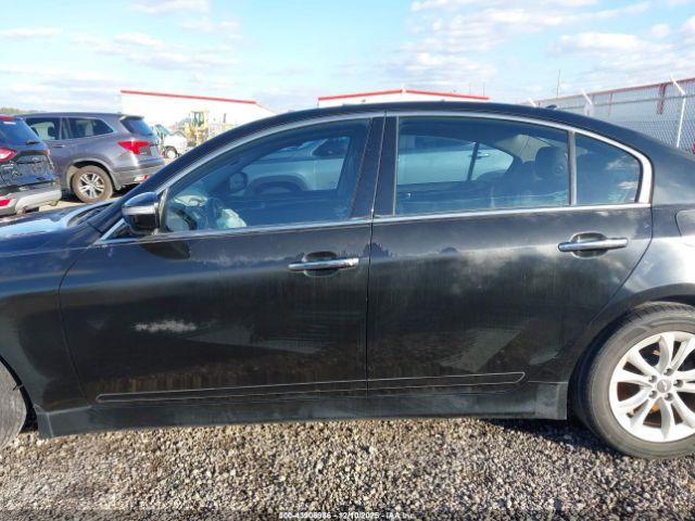 Hyundai Genesis 3.8 Image 14