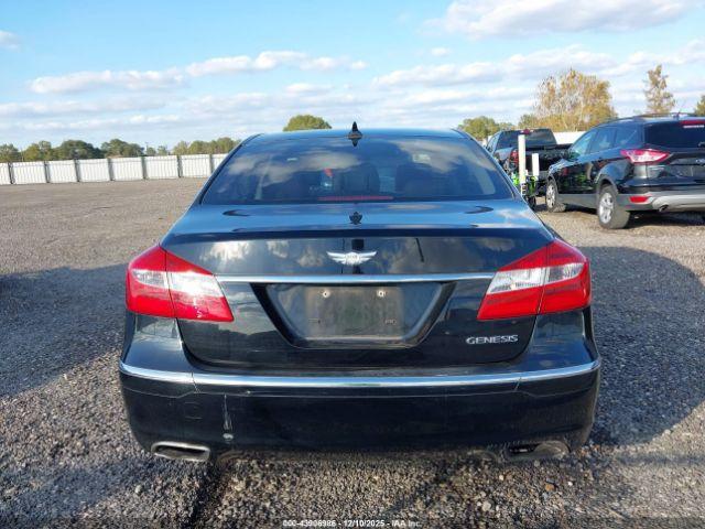 Hyundai Genesis 3.8 Image 17