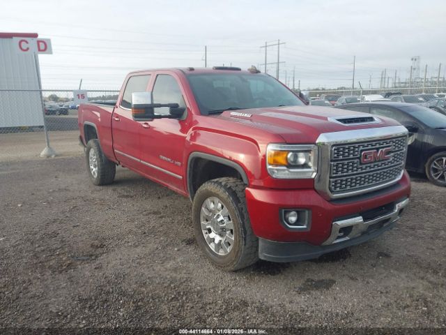 GMC Sierra 2500 Denali Image 1