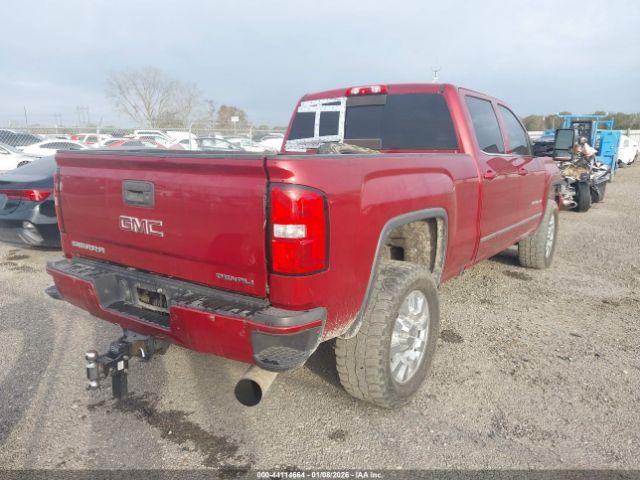 GMC Sierra 2500 Denali Image 5