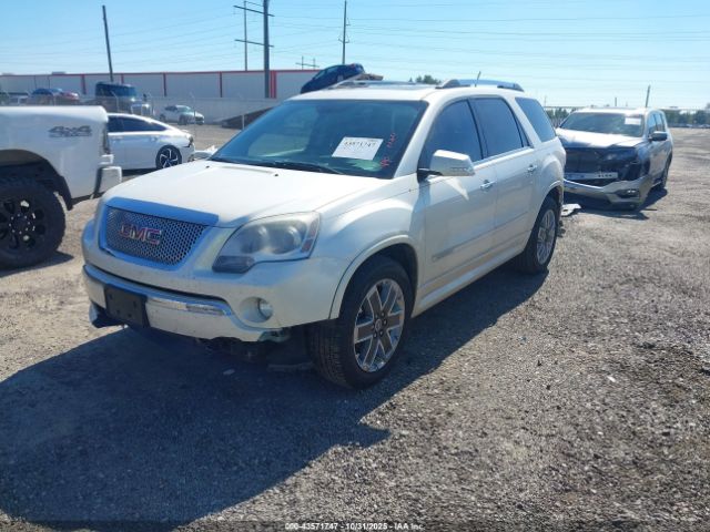 GMC Acadia Denali Image 16