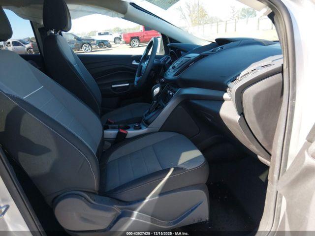 Ford Escape Se Image 6