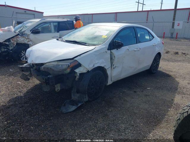 Toyota Corolla Le Image 3