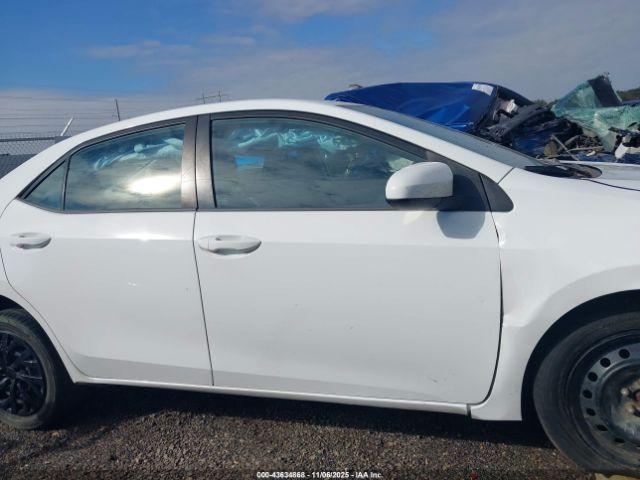 Toyota Corolla Le Image 14