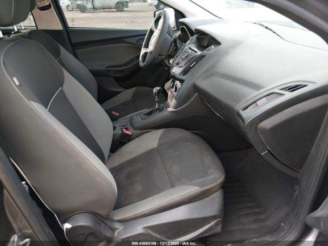 Ford Focus S Image 4