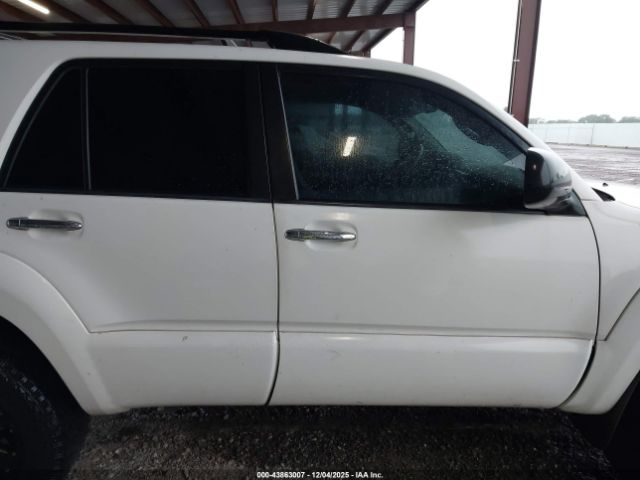 Toyota 4Runner Sr5 V6 Image 15