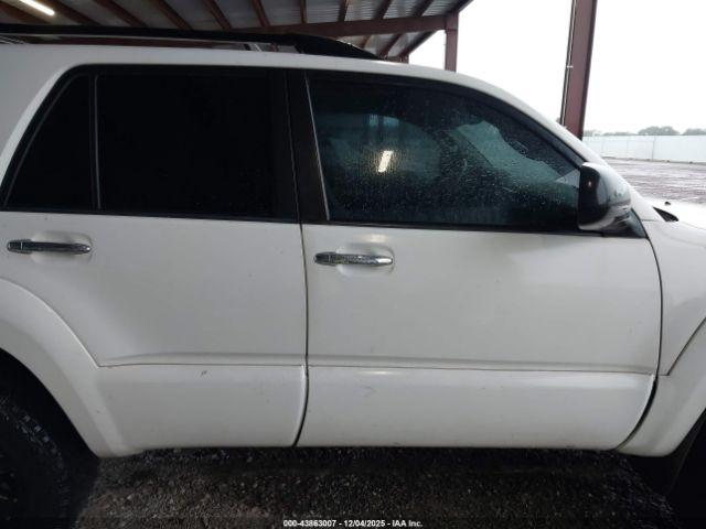 Toyota 4Runner Sr5 V6 Image 15