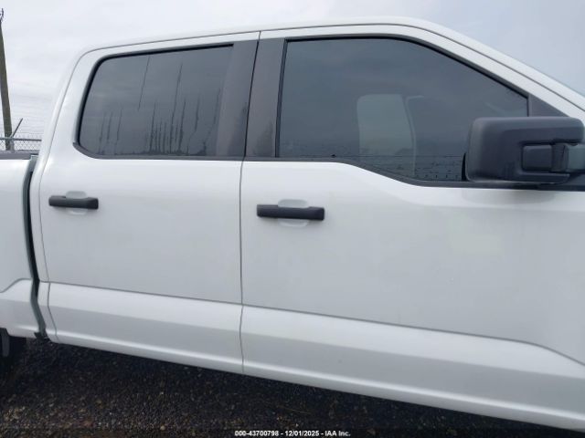 Ford F-150 Stx Image 9