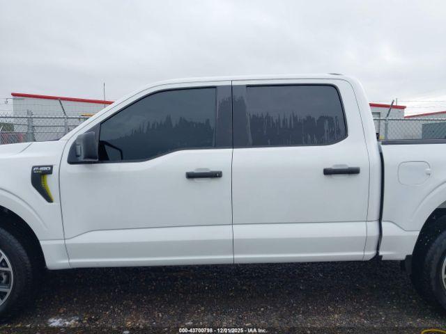 Ford F-150 Stx Image 15